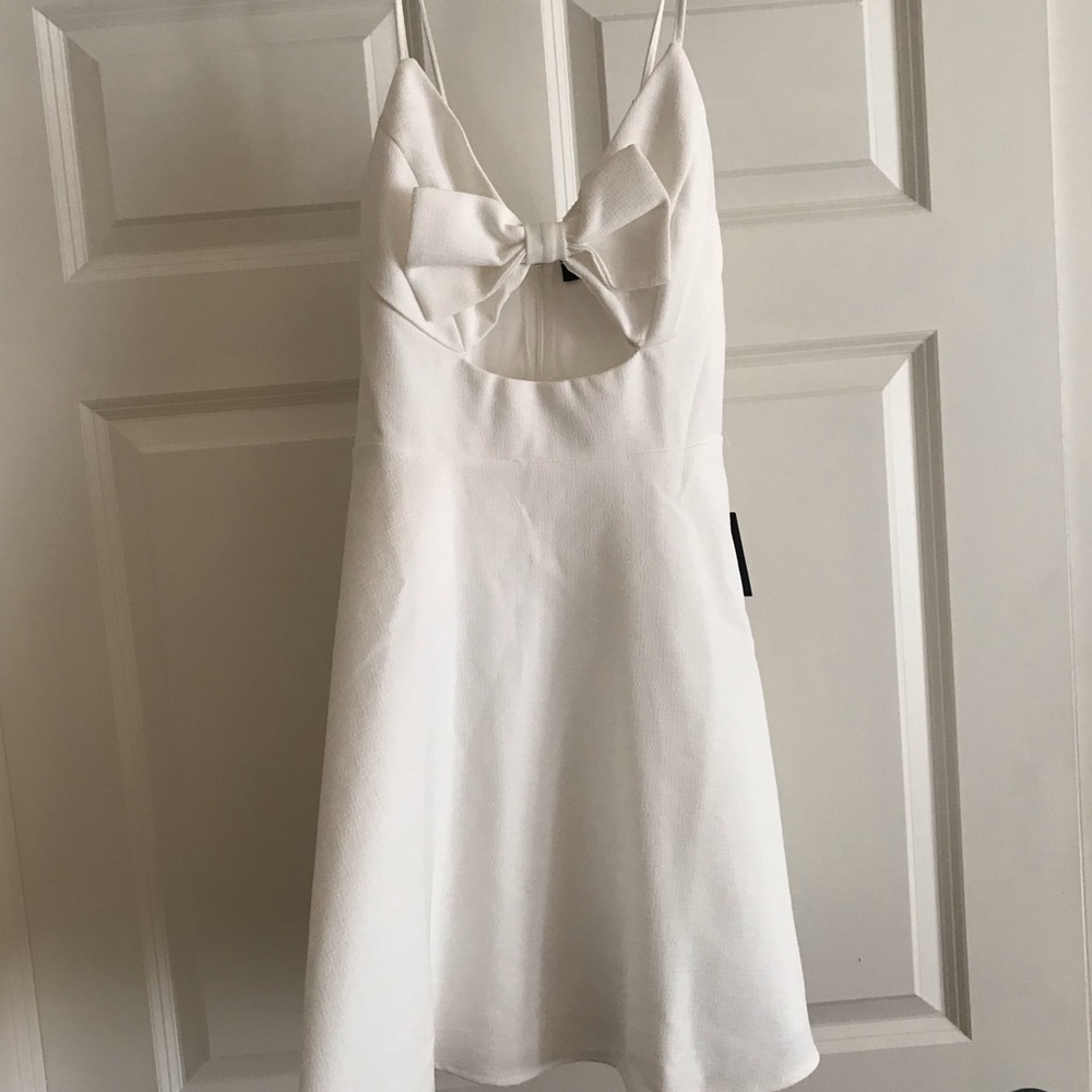 NWT Lulu's White Mini Dress with Bow